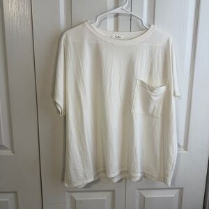 Tres Bien white short sleeve tee size XL